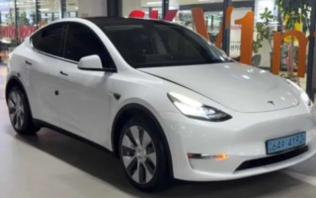 인천수입중고차사이트 모델 Y 롱 레인지 매물 사진 10 - 2022/09 90,165km